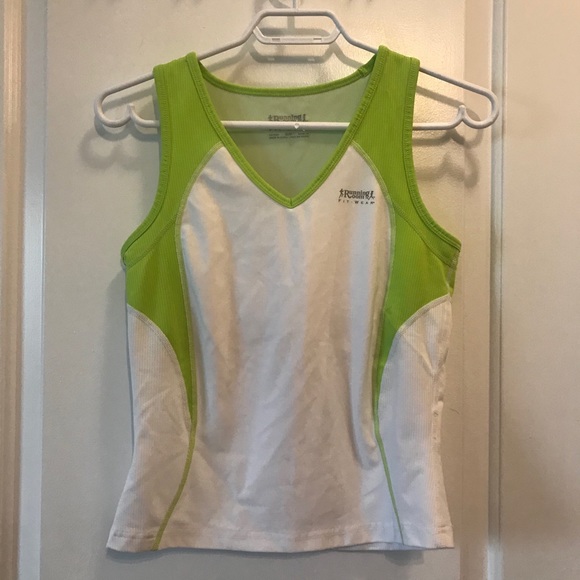 RUNNING ROOM | Women’s Sleeveless Workout Top - Picture 3 of 6